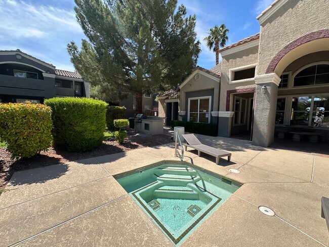 Building Photo - 5055 W Hacienda Ave