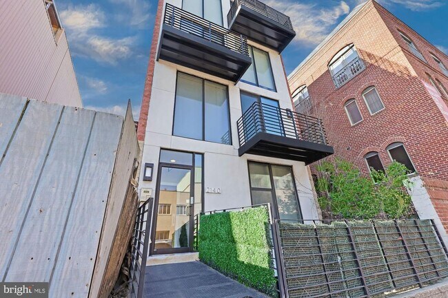 Building Photo - 2140 Wisconsin Ave NW