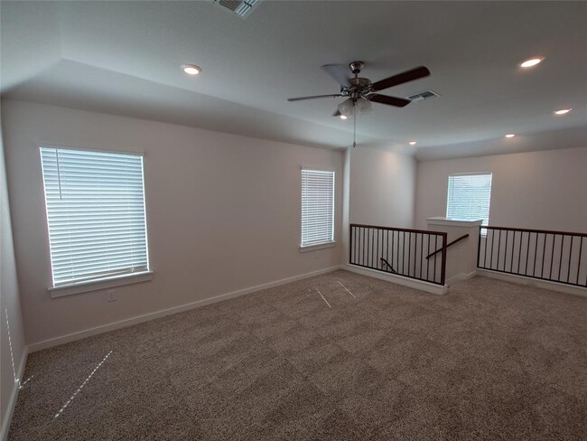 Building Photo - 2025 Wildhorse St
