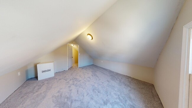 Building Photo - Clark / Fulton Area - 4 Bedroom Single Fam...