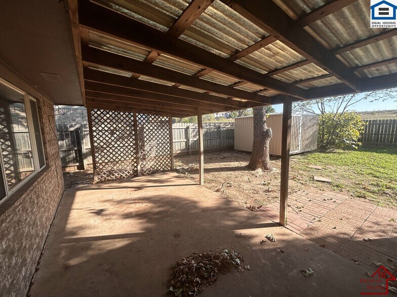 Building Photo - 2313 NW 75th St