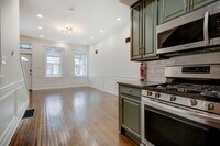 Building Photo - Newly Renovated 6 Bedrooms / 4 Bathrooms a...