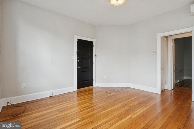 Building Photo - 1608 N Broom St