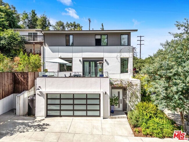 Building Photo - 4841 Minden Pl