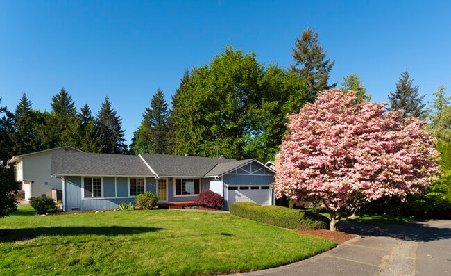 Building Photo - 12920 SE 157th Pl