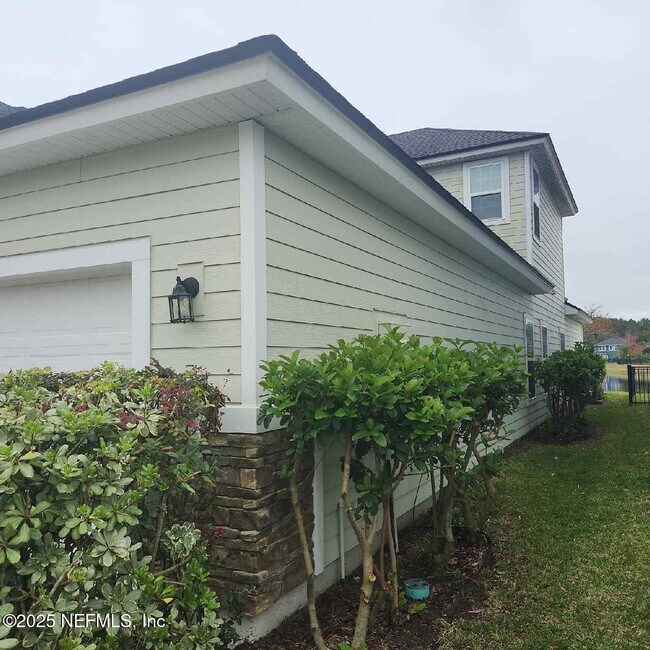 Building Photo - 97389 Harbor Concourse Cir