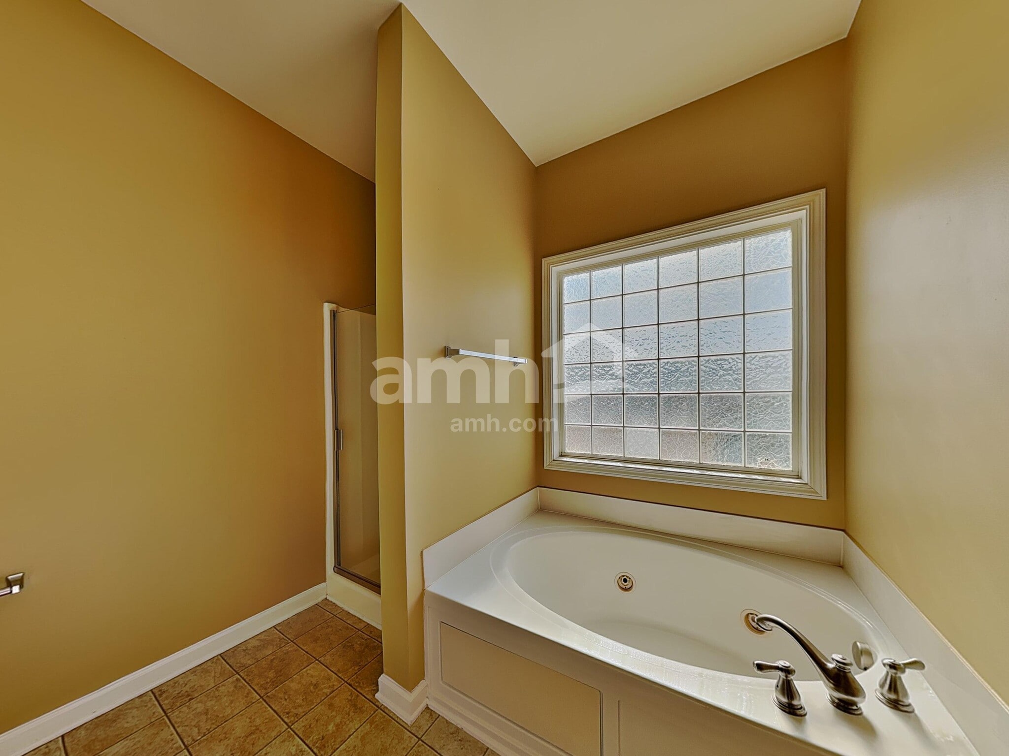 Building Photo - 6878 Coopers Hawk Trl