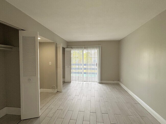 Building Photo - 491 NW 42nd Ave