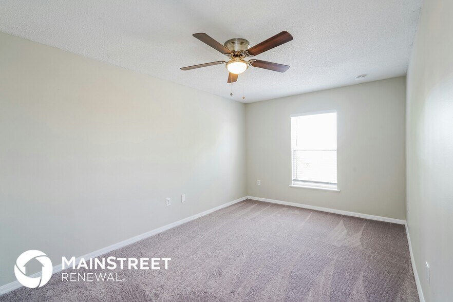 Building Photo - 3640 Queens Cove Blvd