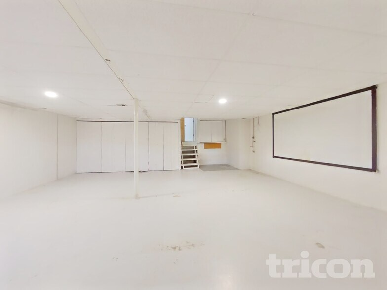 Building Photo - 1920 Fairground Dr