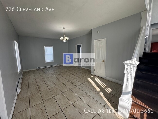 Building Photo - 726 N Cleveland Ave
