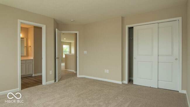 Building Photo - 2840 Maricopa Blvd