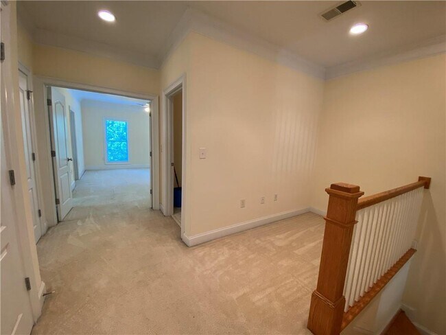 Building Photo - 2887 Laureate Ct