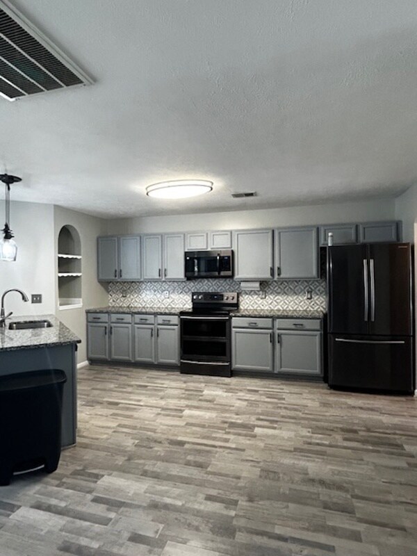 Building Photo - 368 Peppercorn Ln