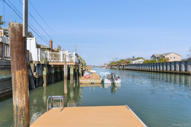 Building Photo - 58 Forester St