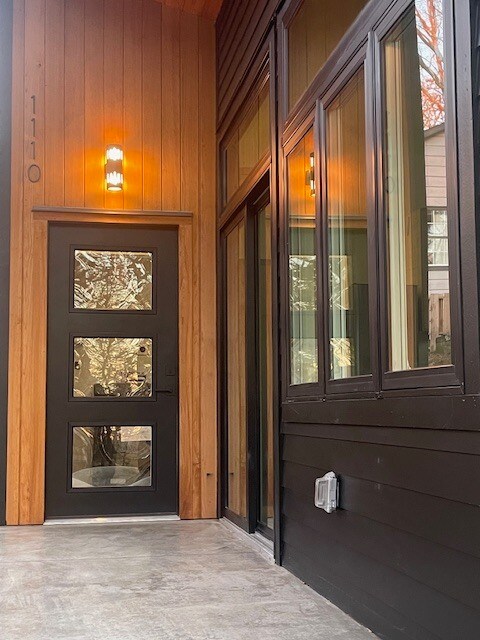 Building Photo - 1110 Waneetah Ave