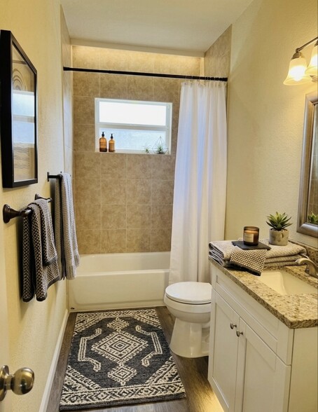 Guest bathroom - 314 N 6th St