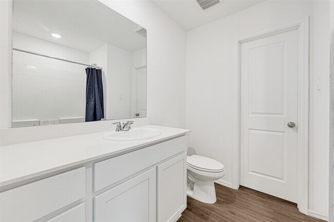 Building Photo - 22326 Mountain Pne Dr