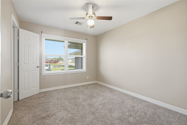 Building Photo - 505 Malvern Dr