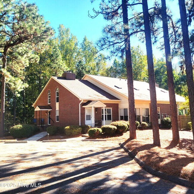 Primary Photo - 9265 US 15-501 Hwy