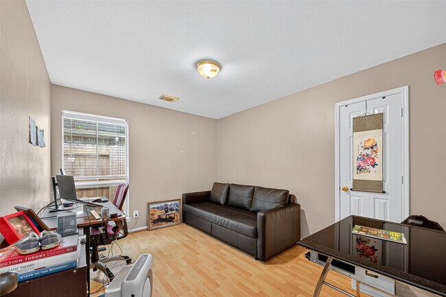 Building Photo - 14015 Loch Creek Ct