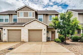 Building Photo - 439 White Steppe Way