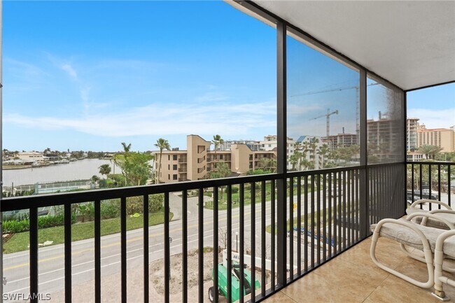 Building Photo - 9375 Gulf Shore Dr