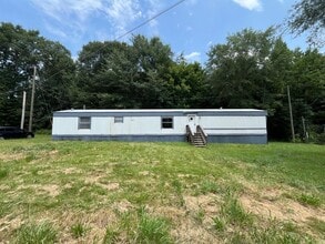 Building Photo - Mobile Home in Arab