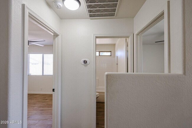 Building Photo - 4047 E Jojoba Rd