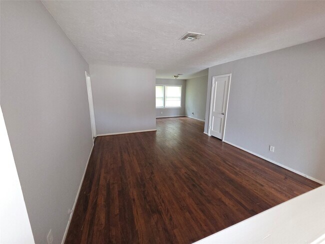 Building Photo - 3723 Odin Ct