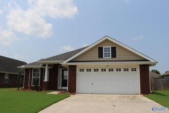 Building Photo - 103 Glen View Dr