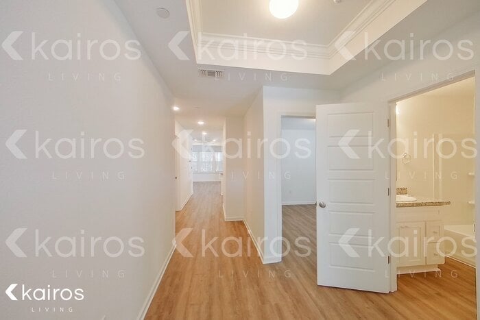 Building Photo - 11405 Camden Ct Cir