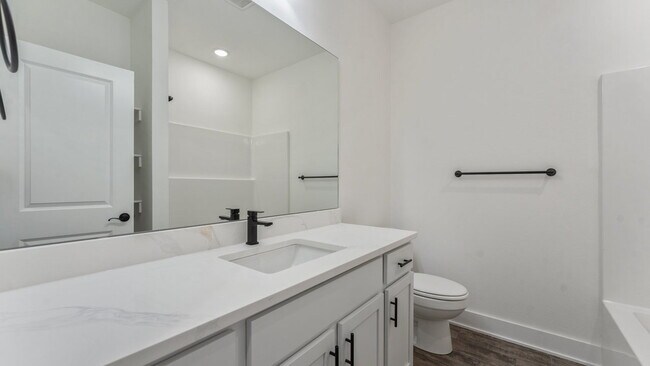 Building Photo - "Brand-new 3-Bedroom Farmington Home with ...