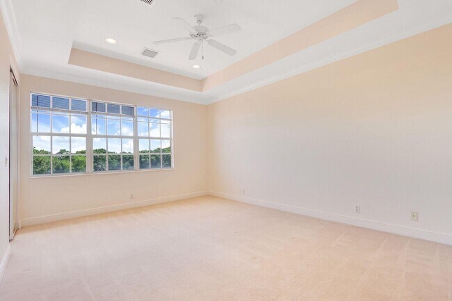 Building Photo - 4505 Artesa Way S