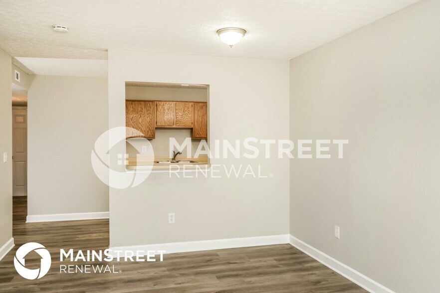 Building Photo - 2821 Rowan St