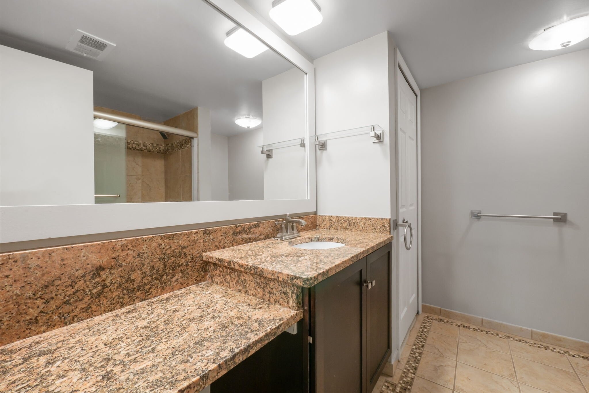 Building Photo - 8657 Kennedy Cir N