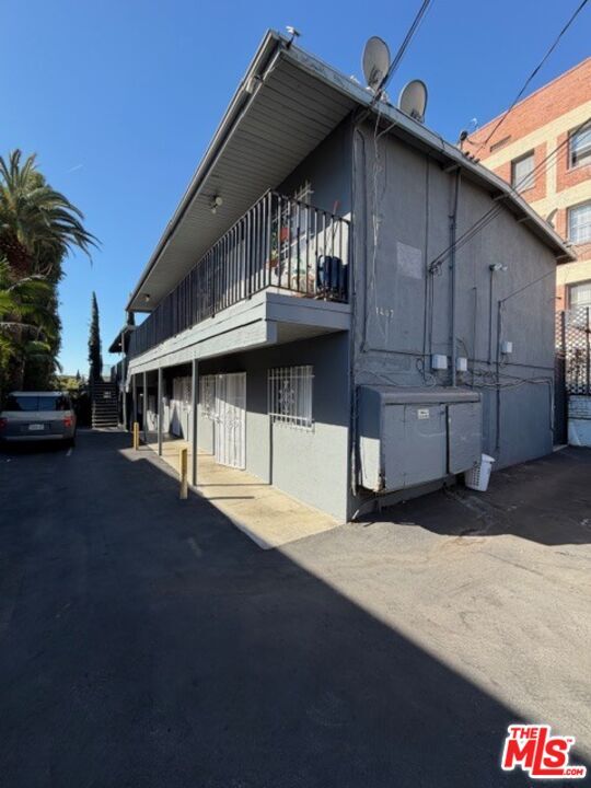 Building Photo - 1407 Alvarado Terrace