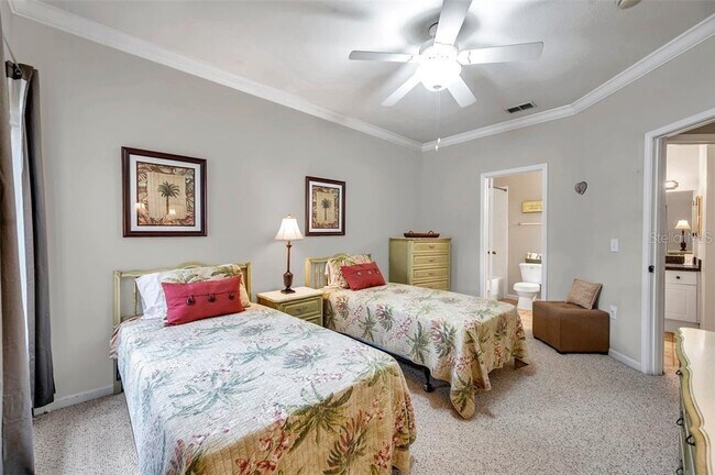 Building Photo - 2279 Portofino Pl