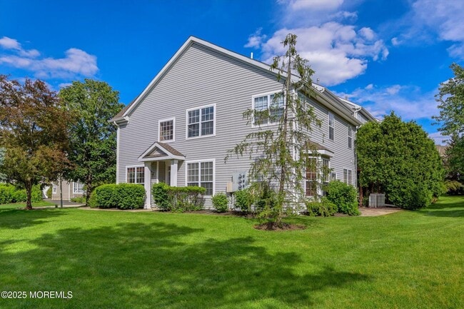 Building Photo - 150 Nathan Dr