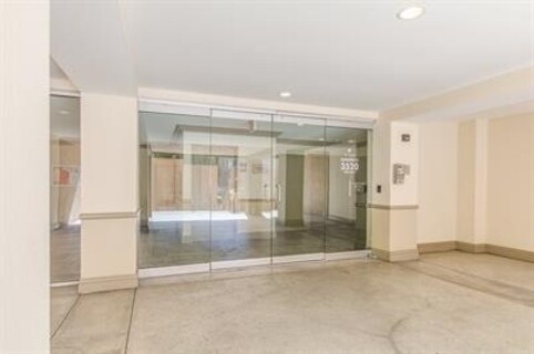 Building Photo - 3520 Lebon Dr
