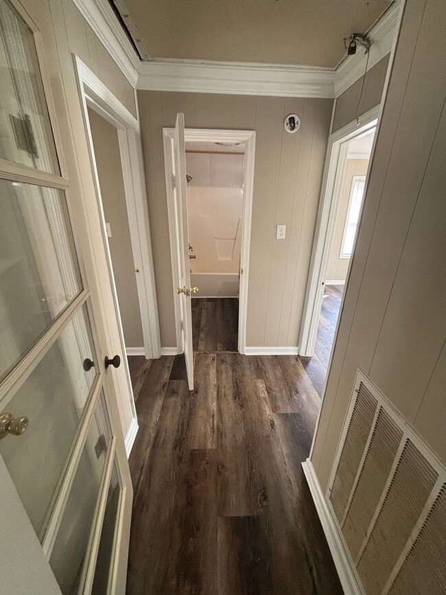 Building Photo - 2625 Moeling St