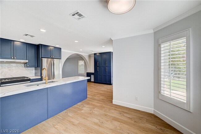 Building Photo - 2704 Fire Water Ct