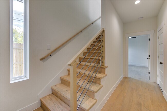 Building Photo - 4702 Coke St