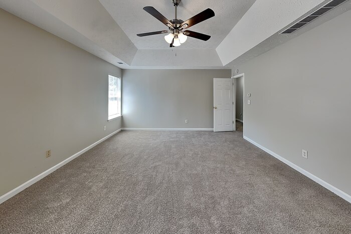 Building Photo - 5712 Hidden Brook Cir