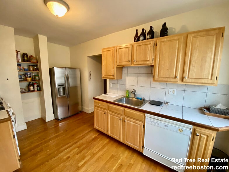 Building Photo - 55 Brookley Rd