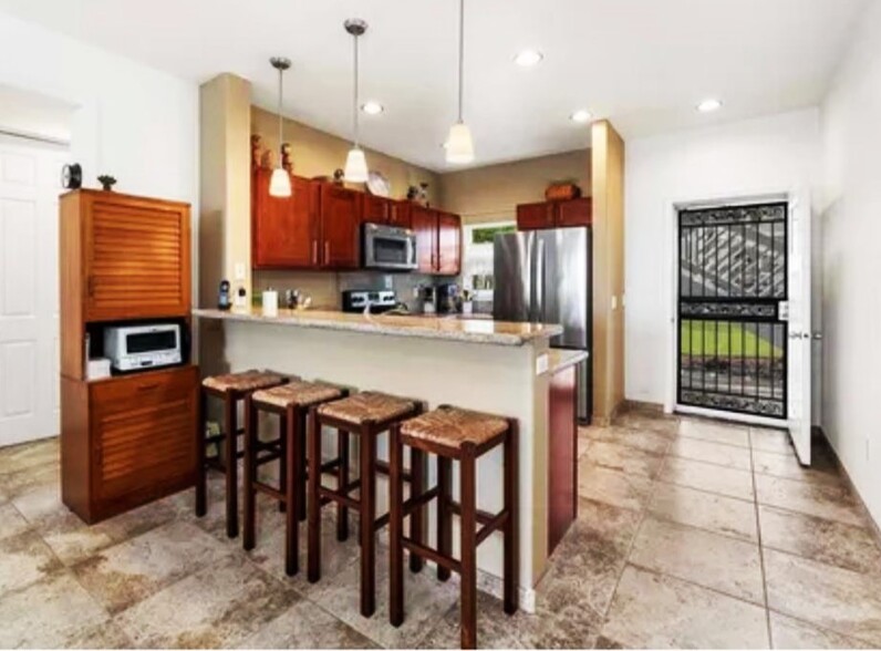 Building Photo - 73-1116 Nuuanu Pl
