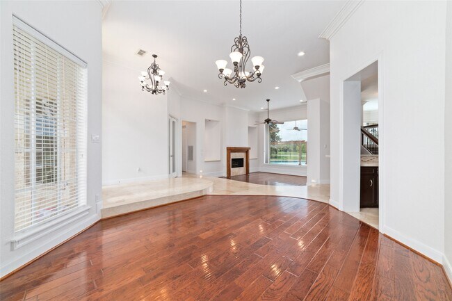 Building Photo - 32610 Whitburn Trail