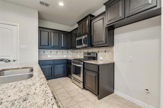 Building Photo - 9921 Wynndel Trl