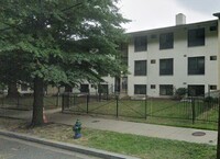 Building Photo - NEWLY AVAILABLE - RENOVATED 2 BR UNIT IN T...