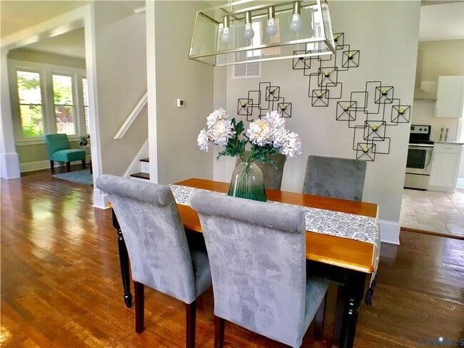 Building Photo - Beautifully renovated 2-story home with ensuite near Brookland Park Blvd